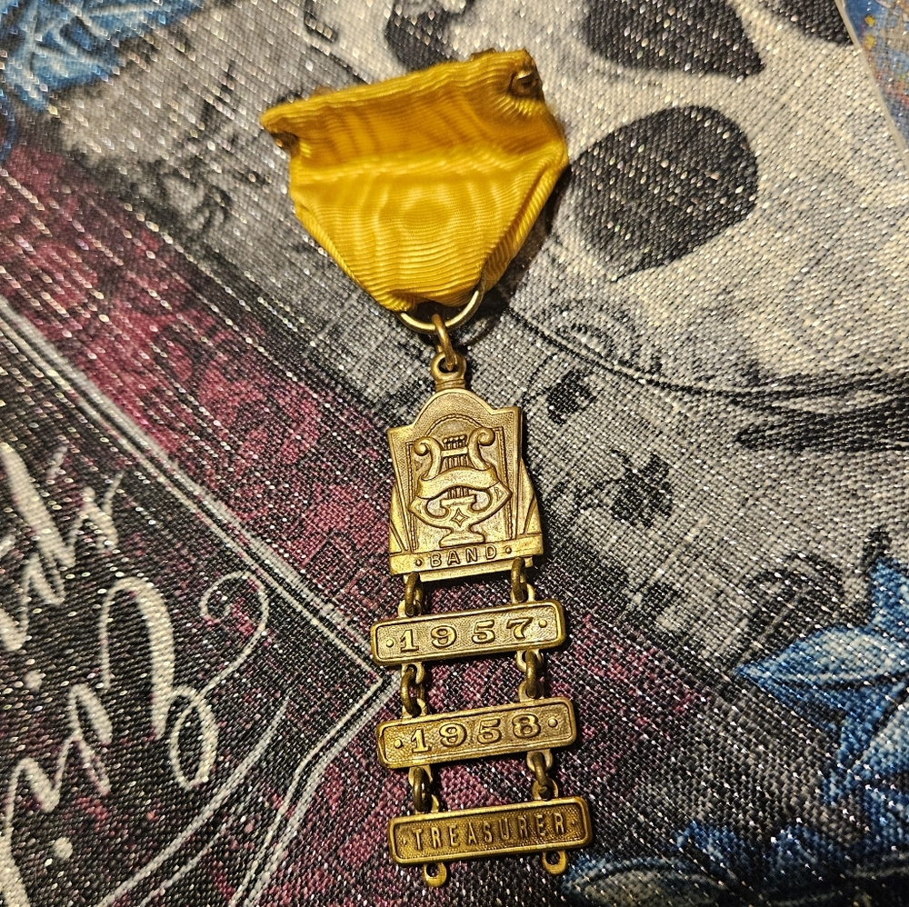 Vintage brooch, Pin